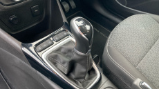 Vauxhall Crossland 1.2 Design 5dr Petrol Hatchback